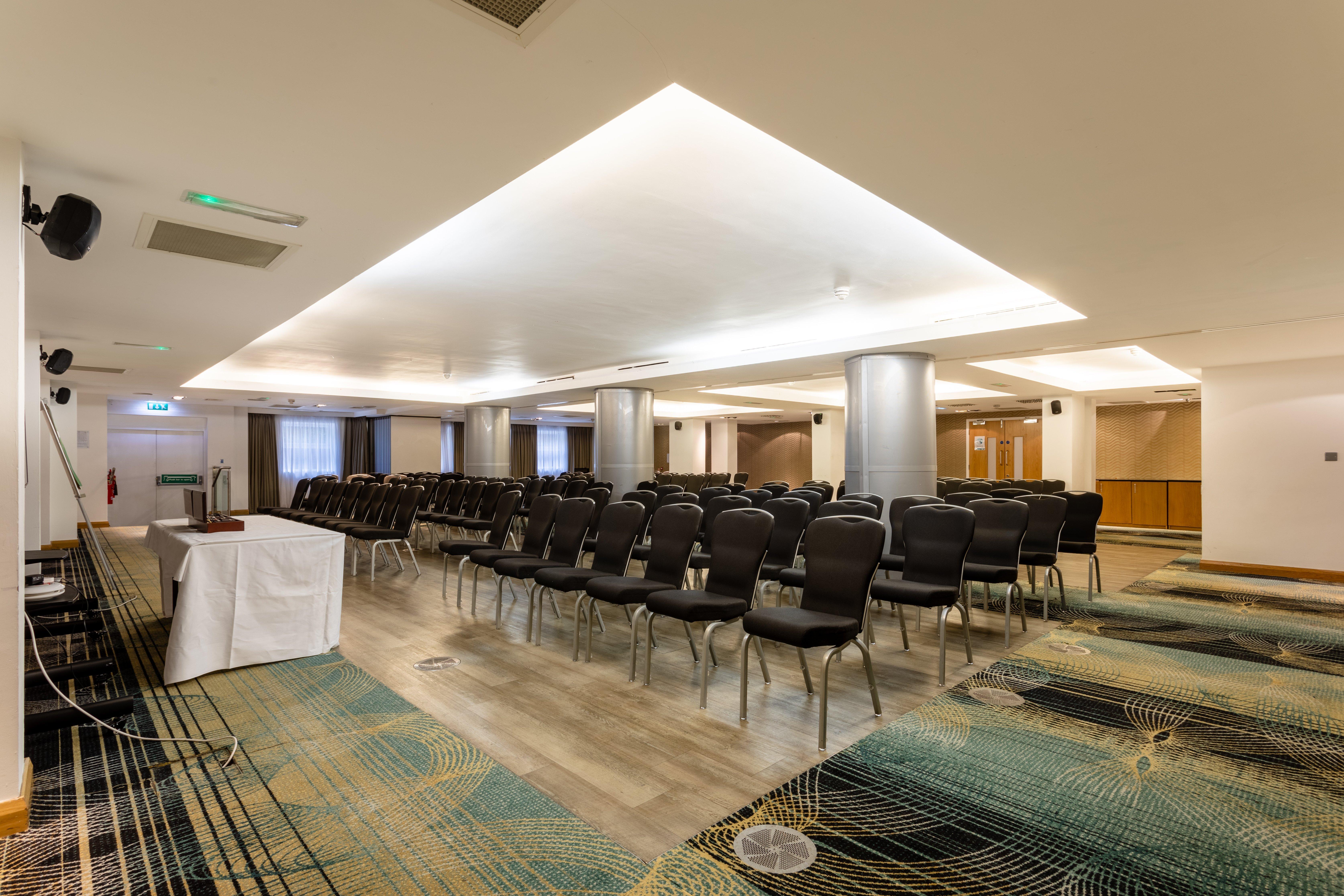 Holiday Inn Newcastle-Jesmond By Ihg Exterior photo