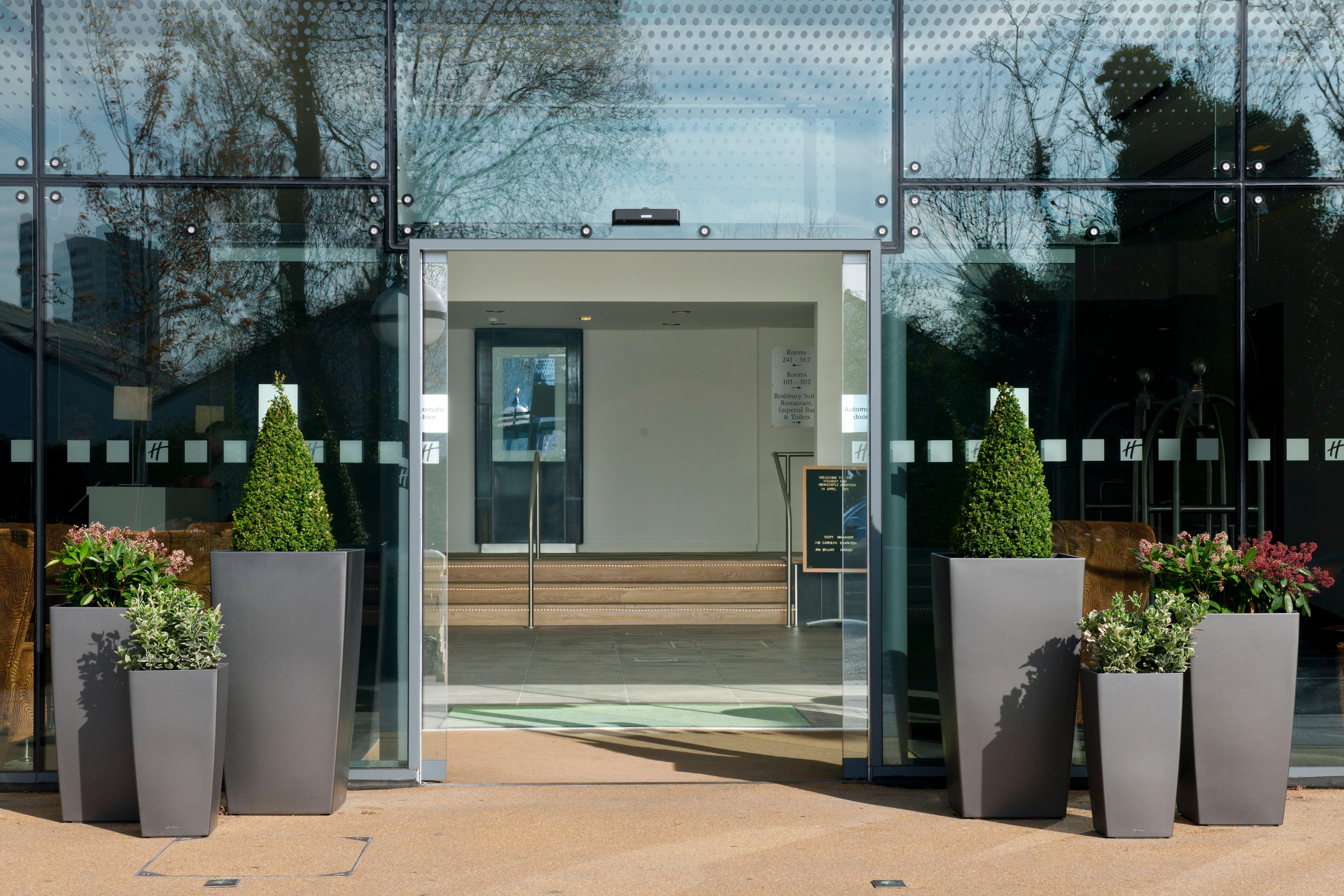 Holiday Inn Newcastle-Jesmond By Ihg Exterior photo